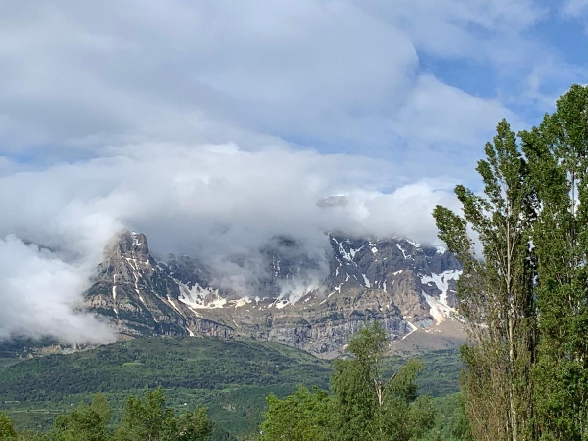 El Estacho De Panticosa Apartment Екстериор снимка